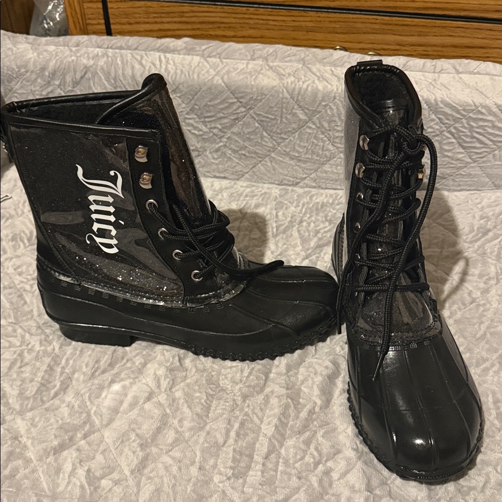 Juicy Couture sz 8 black glitter duck rain boots…